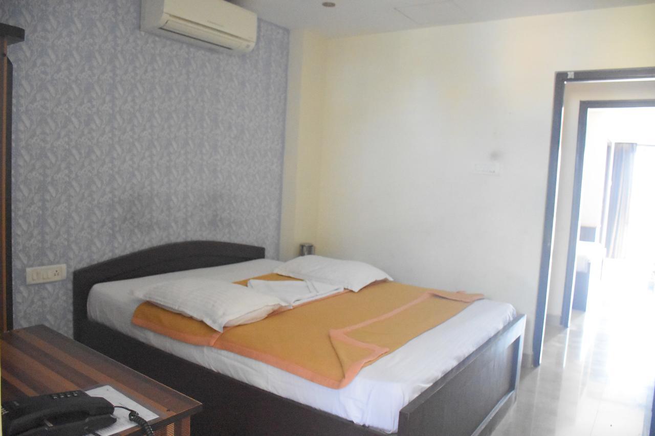 Отель Star Msr Residency Perambalur Экстерьер фото